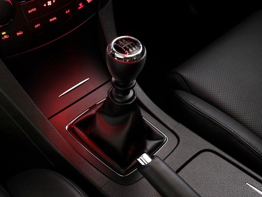  Suzuki Kizashi 2010 года  (фото 87 из 136)